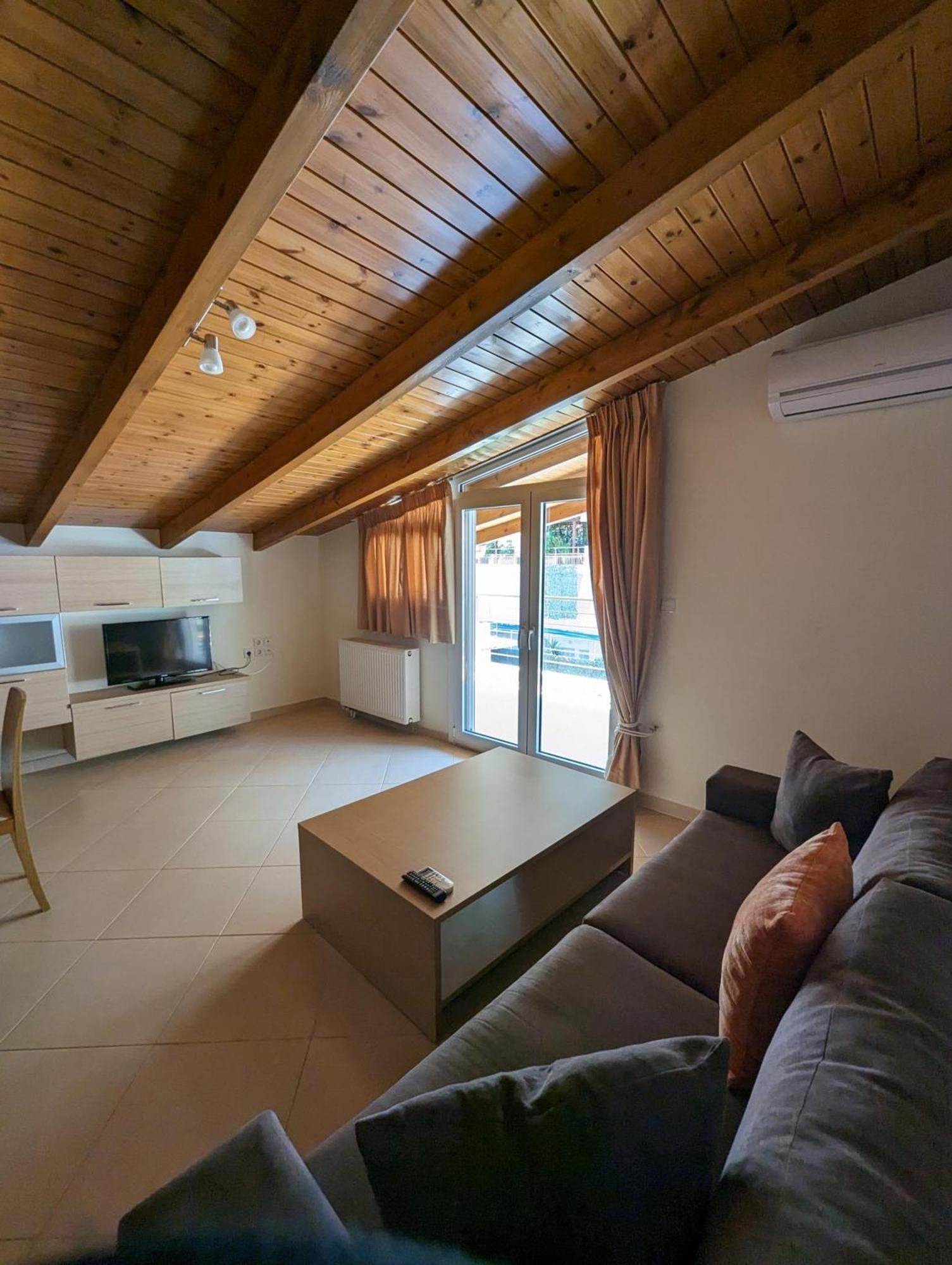 Samaras Apartments In Камена-Вурла Экстерьер фото