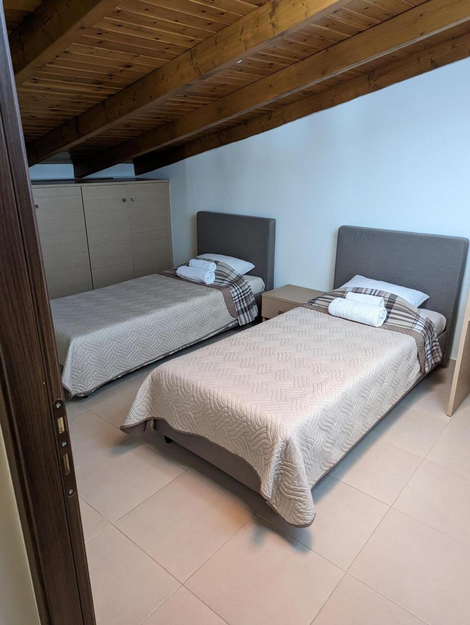 Samaras Apartments In Камена-Вурла Экстерьер фото