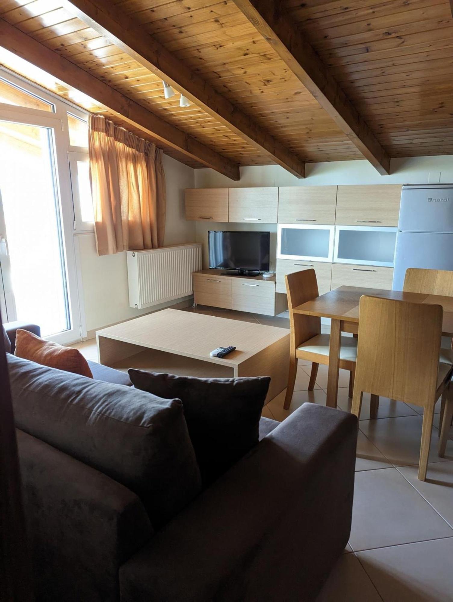 Samaras Apartments In Камена-Вурла Экстерьер фото