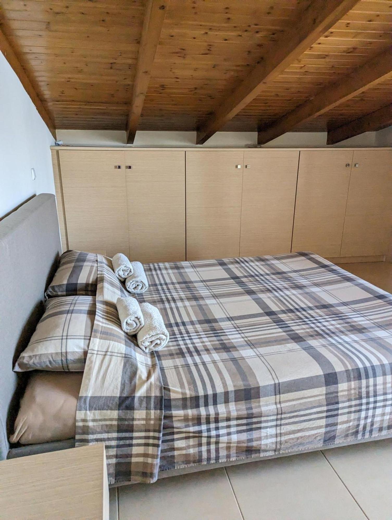 Samaras Apartments In Камена-Вурла Экстерьер фото