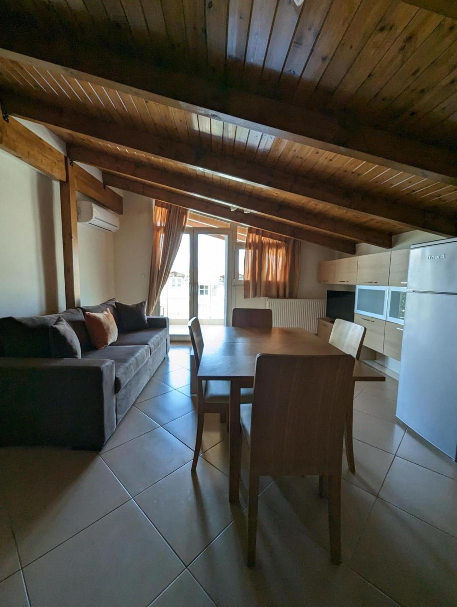 Samaras Apartments In Камена-Вурла Экстерьер фото