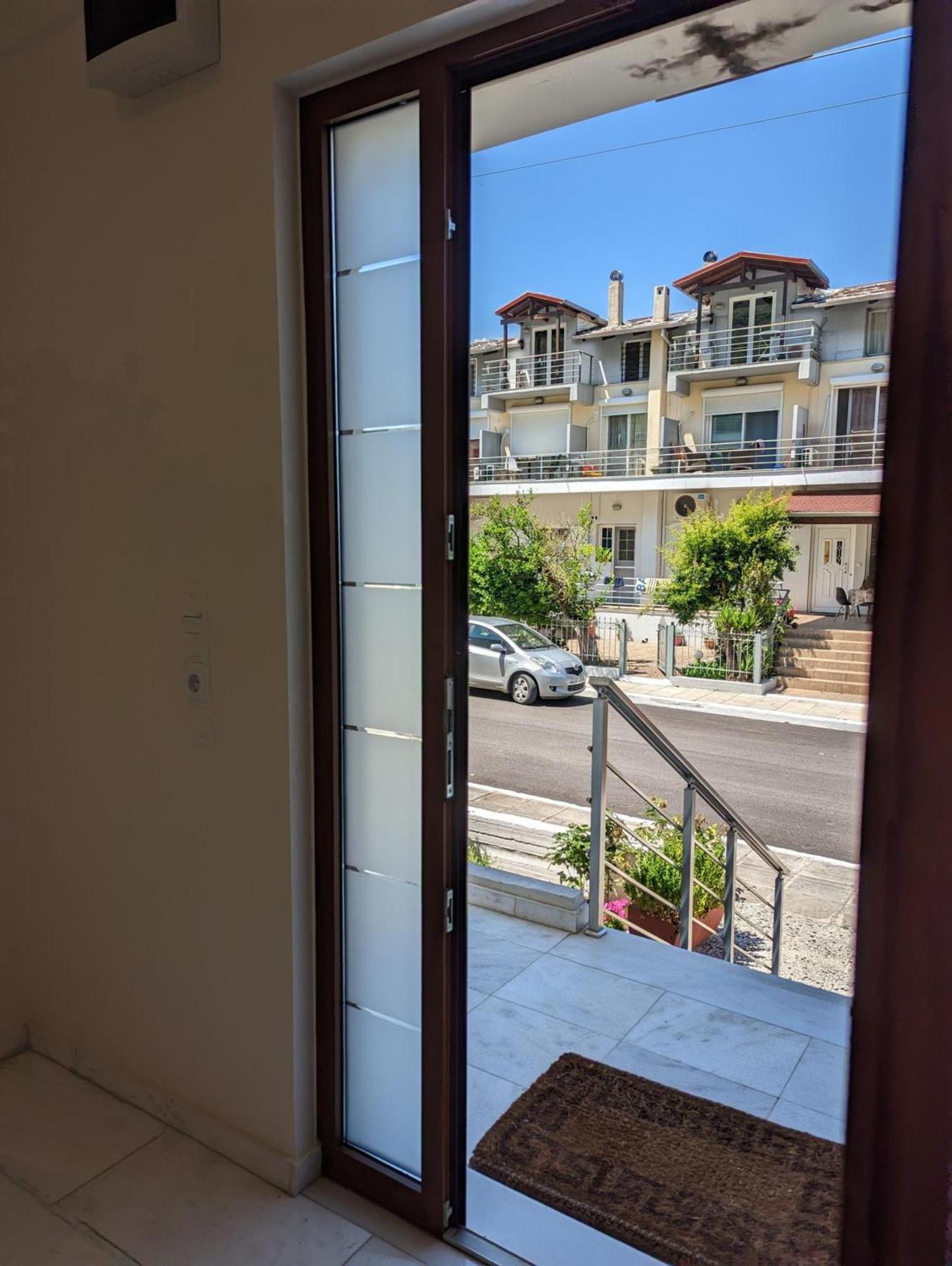 Samaras Apartments In Камена-Вурла Экстерьер фото
