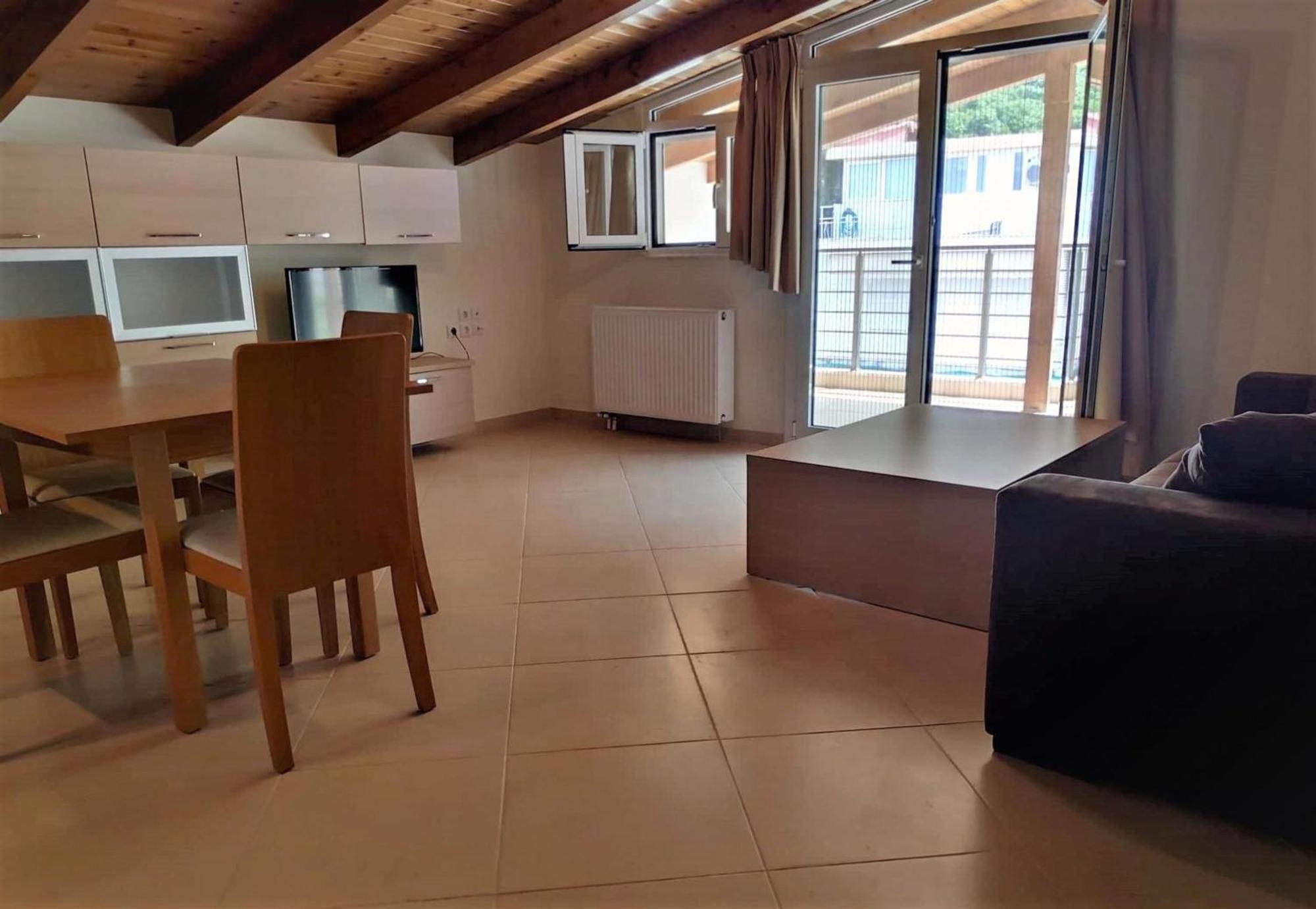 Samaras Apartments In Камена-Вурла Экстерьер фото